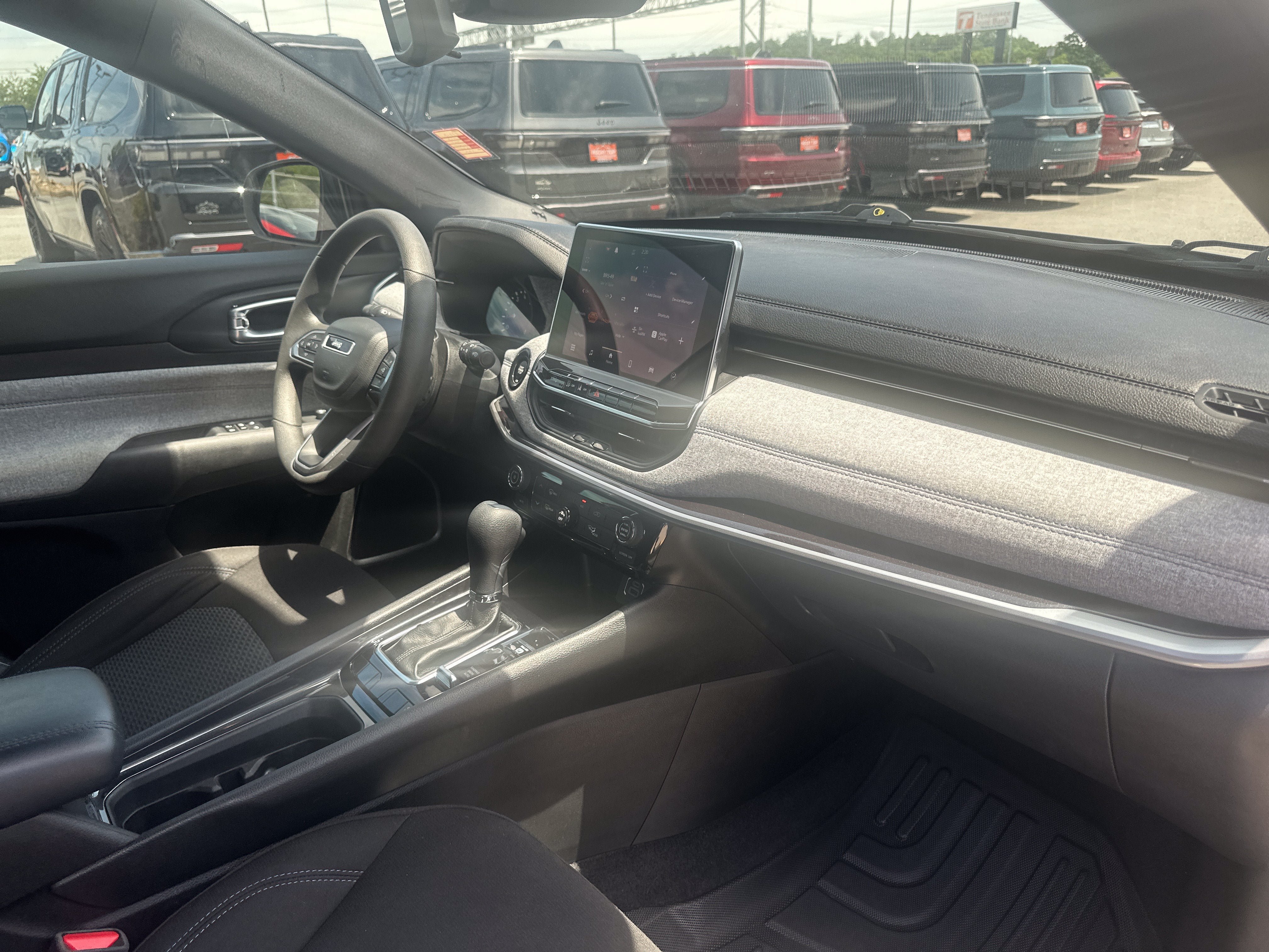 Used 2023 Jeep Compass Sport AWD/4WD image 26