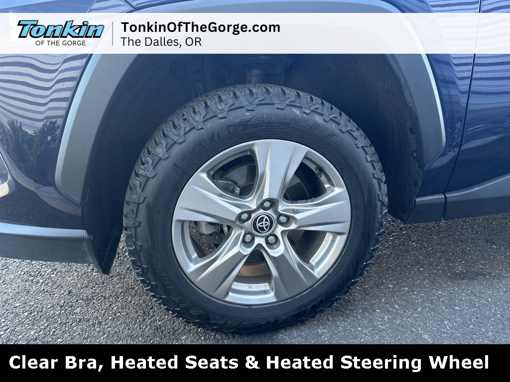 Used 2023 Toyota RAV4 XLE image 10