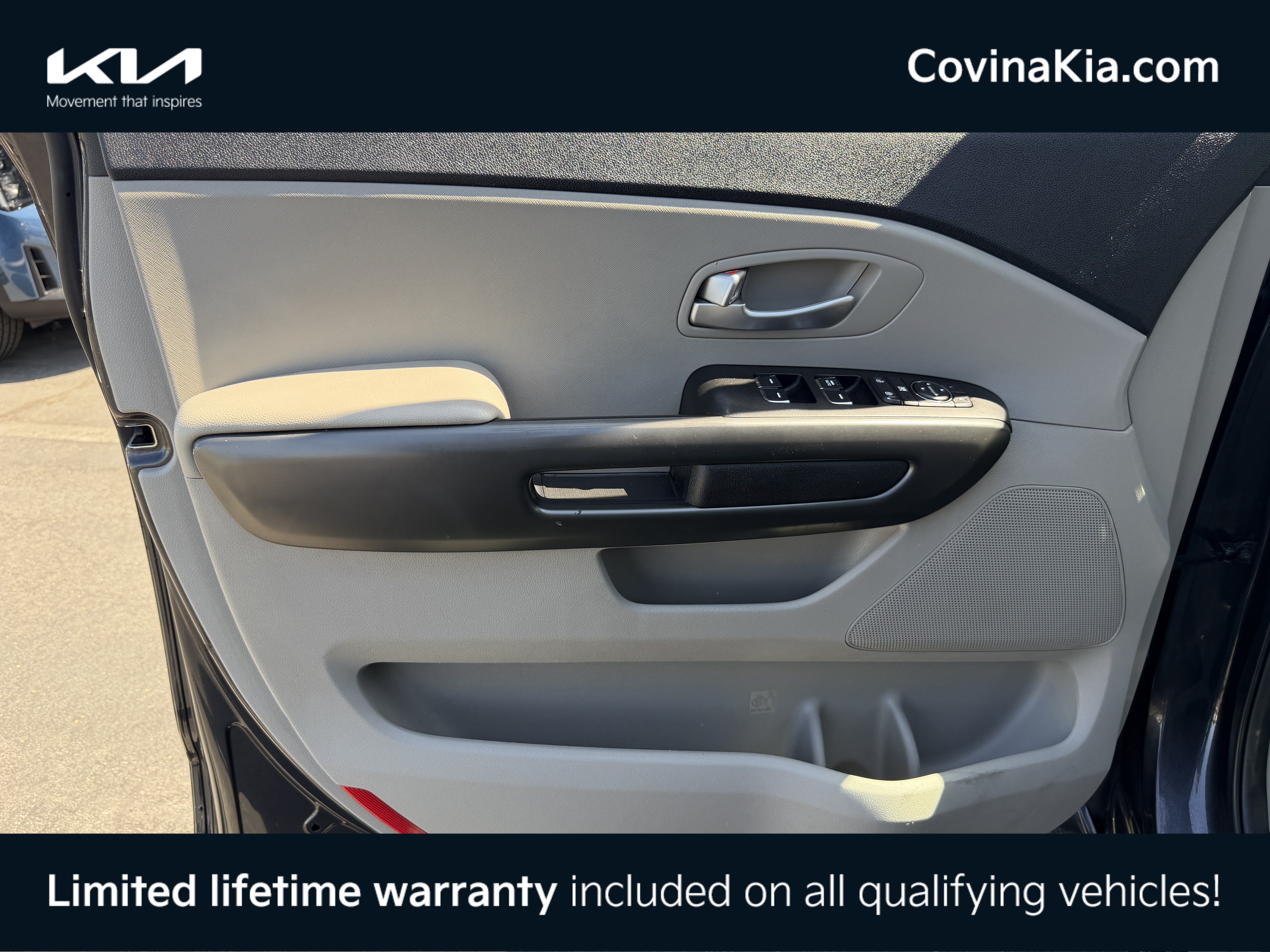Used 2020 Kia Sedona LX FWD image 13
