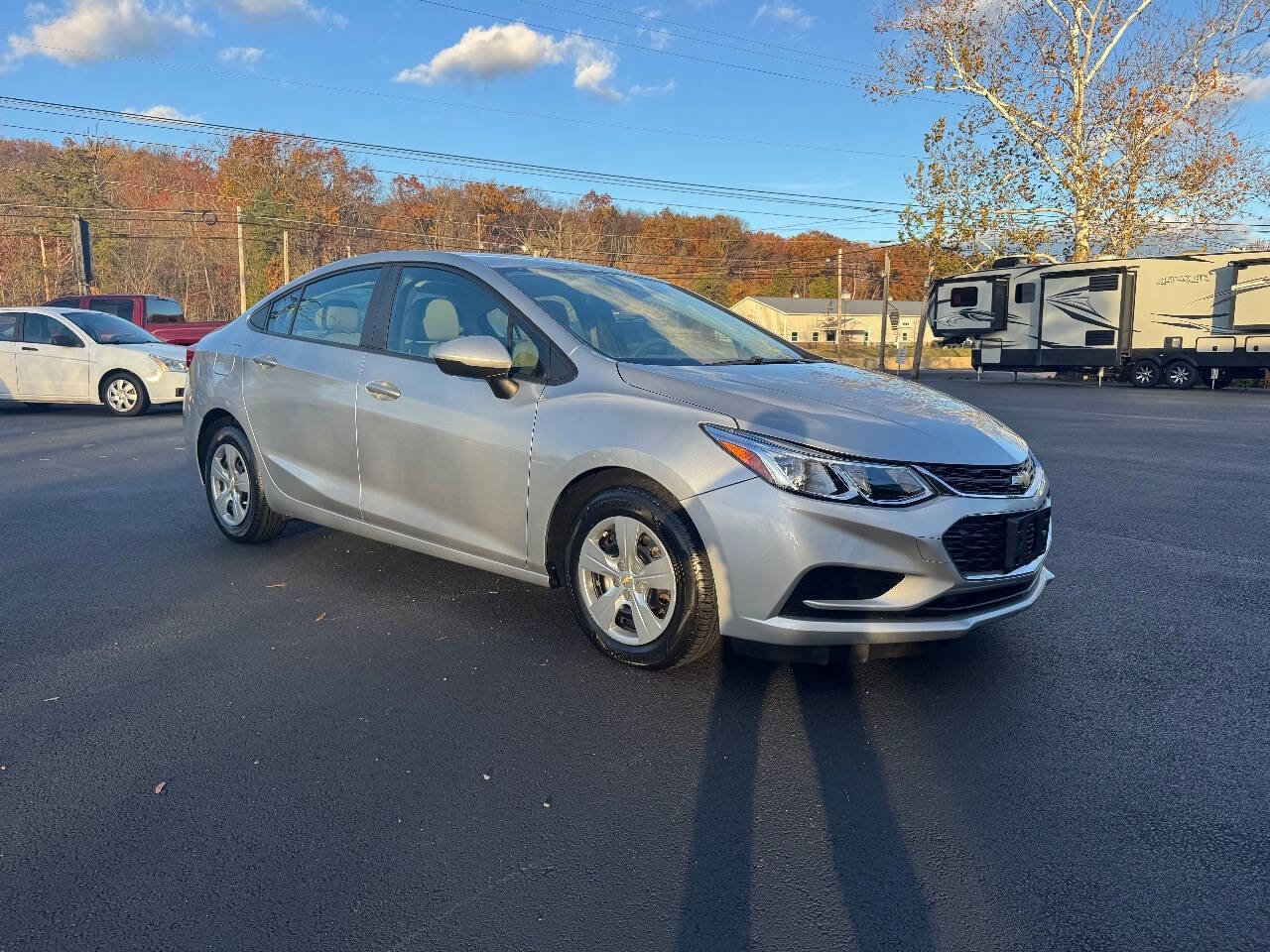 Used 2018 Chevrolet Cruze LS image 4