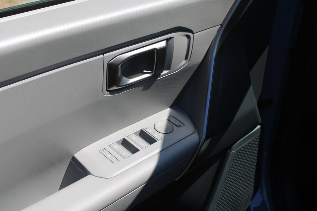 New 2027 Kia Seltos S FWD image 18