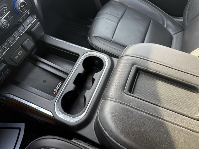 Used 2022 Chevrolet Silverado 2500 High Country w/ Safety Package II image 27