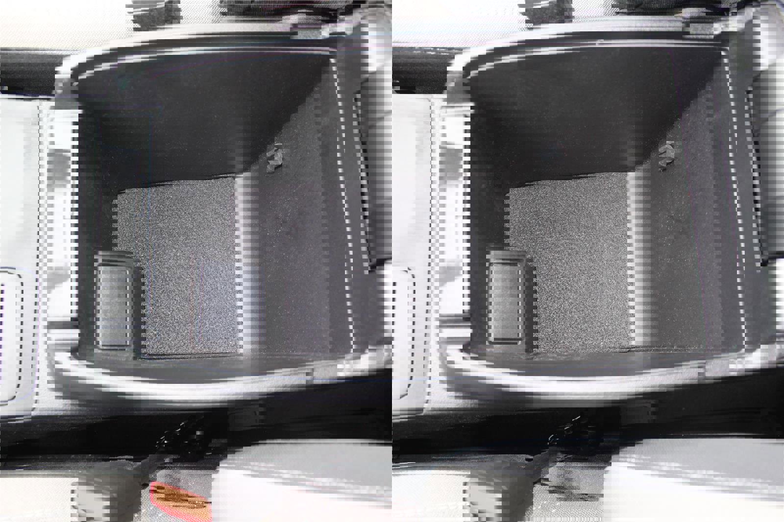 Used 2022 Ford Escape SE image 33