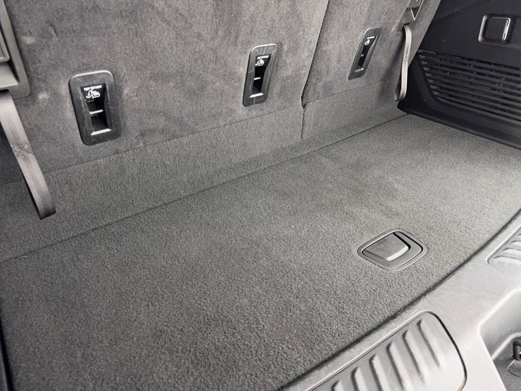 Used 2024 GMC Yukon SLT image 85