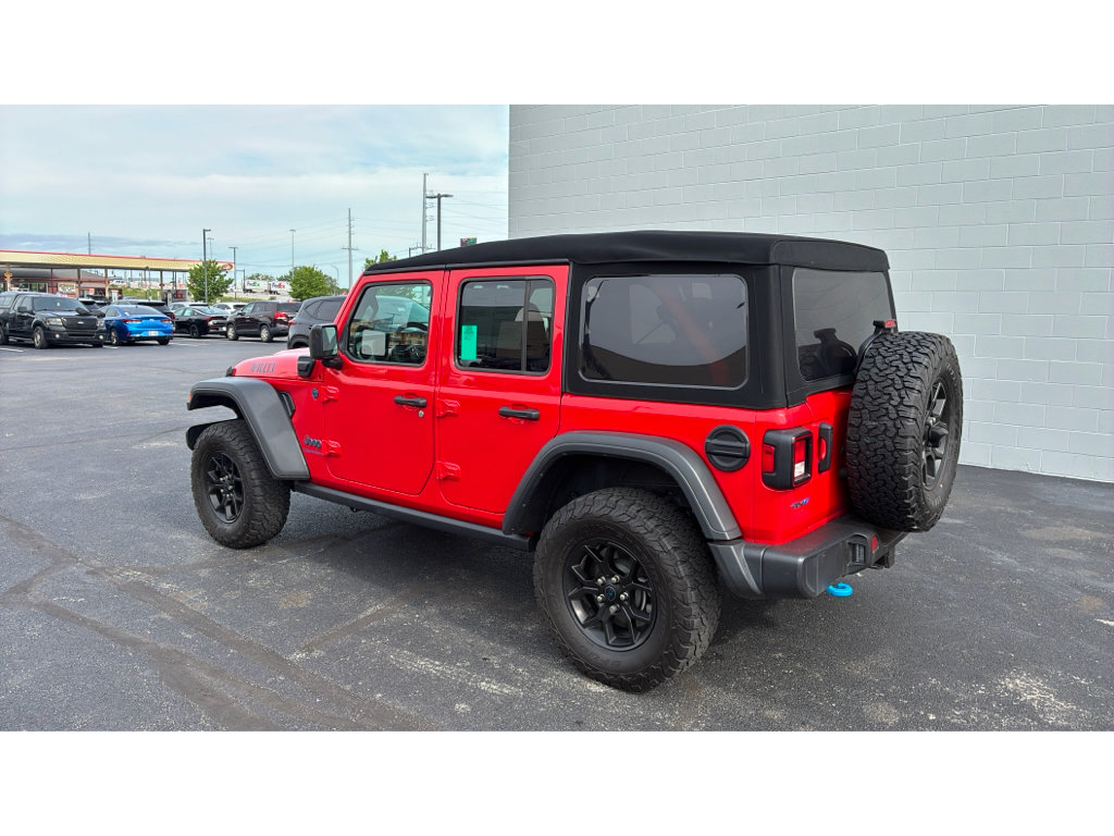 Used 2024 Jeep Wrangler Unlimited AWD/4WD image 4