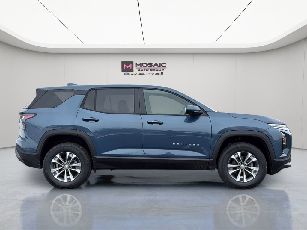 New 2026 Chevrolet Equinox LT w/ Convenience Package II image 9