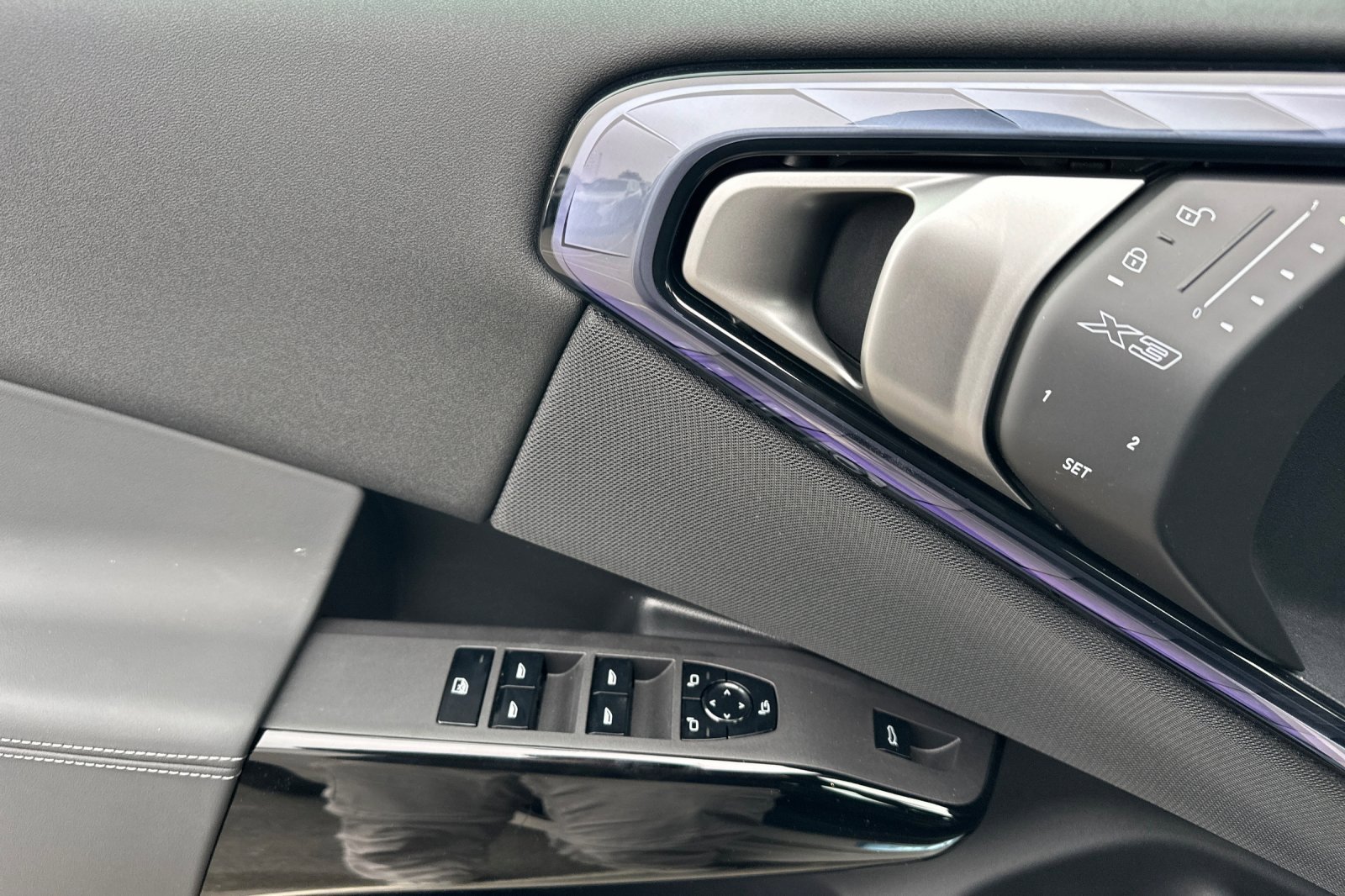 New 2026 BMW X3 xDrive30 w/ Premium Package image 8