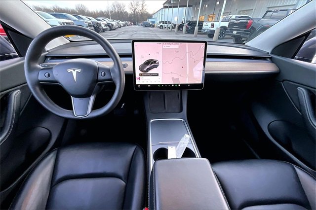 Used 2021 Tesla Model Y Long Range image 7