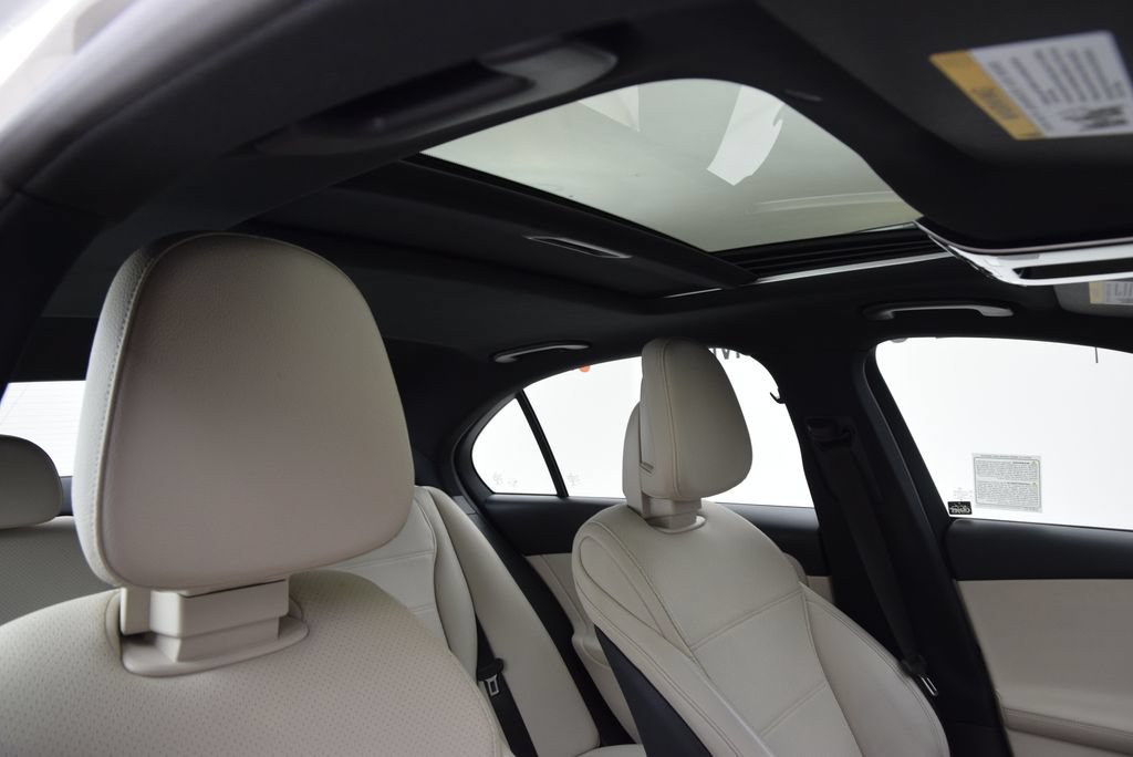 Used 2022 Mercedes-Benz C 300 Sedan image 18