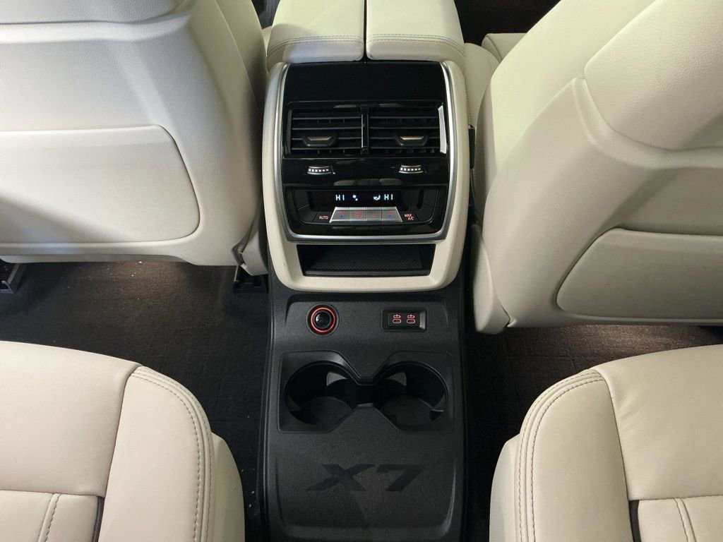 Certified 2024 BMW X7 xDrive40i image 28
