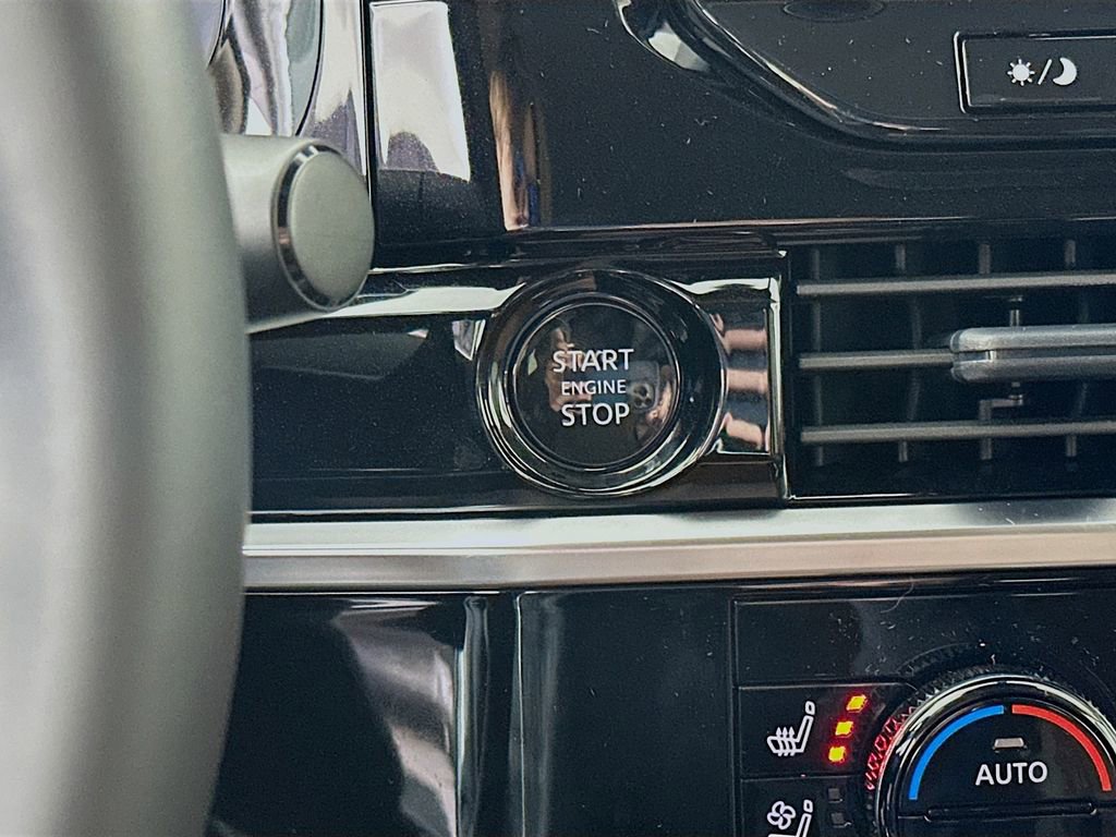 New 2025 Nissan Pathfinder Platinum w/ Cargo Package image 20