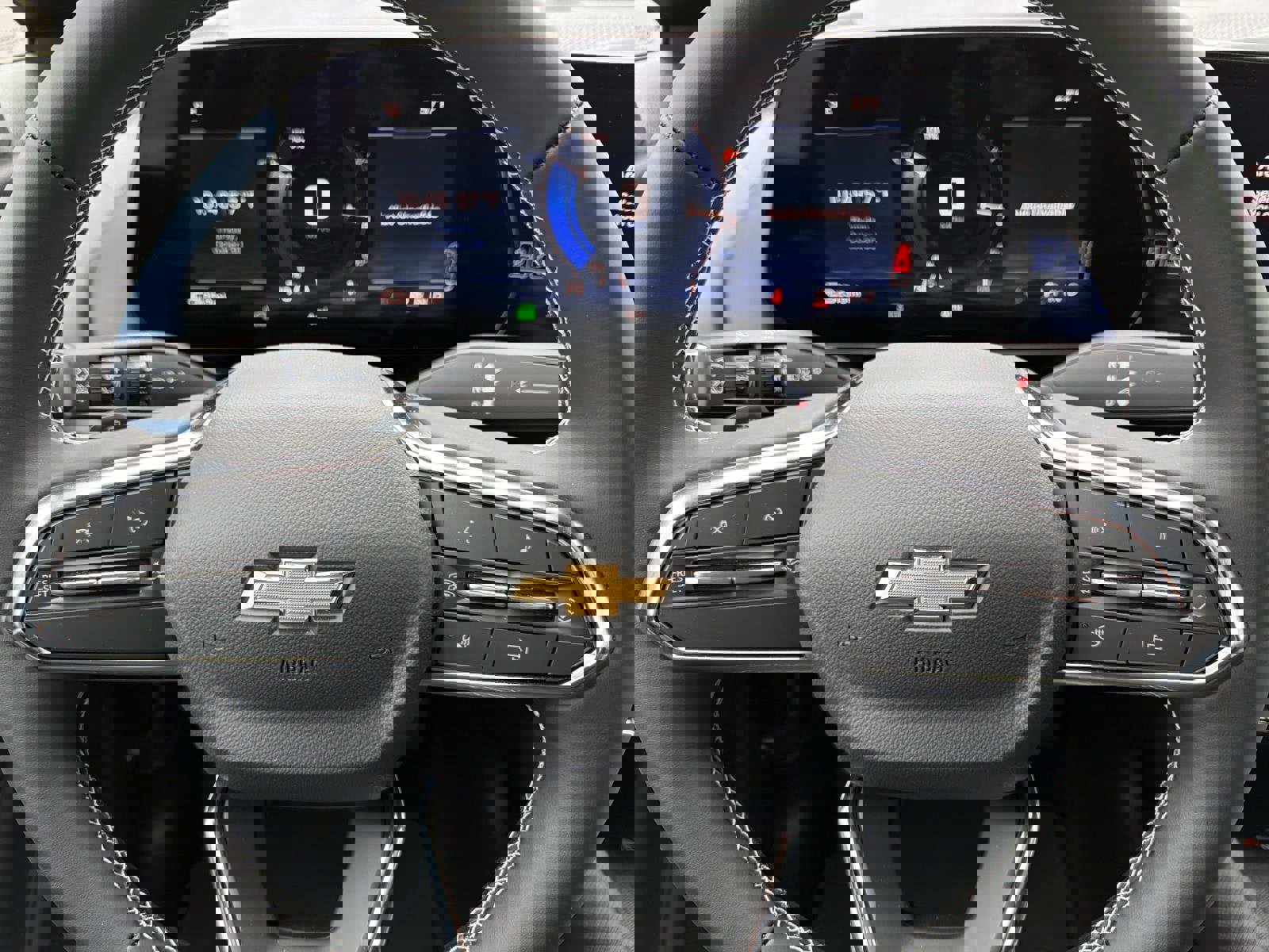 New 2026 Chevrolet Equinox EV LT w/ Convenience Package II image 7