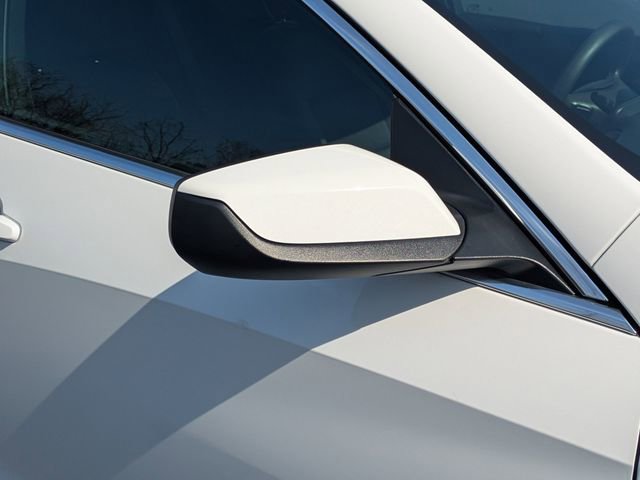 Used 2025 Chevrolet Malibu LT image 11