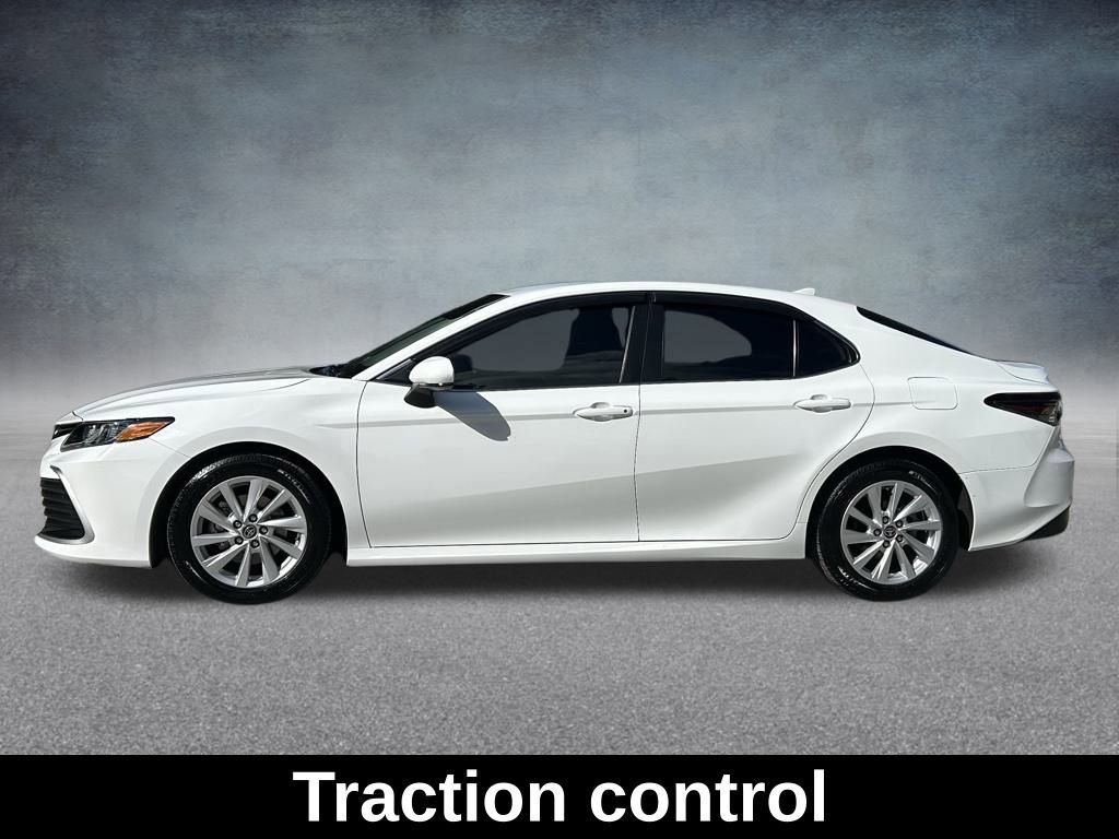 Used 2023 Toyota Camry LE image 9