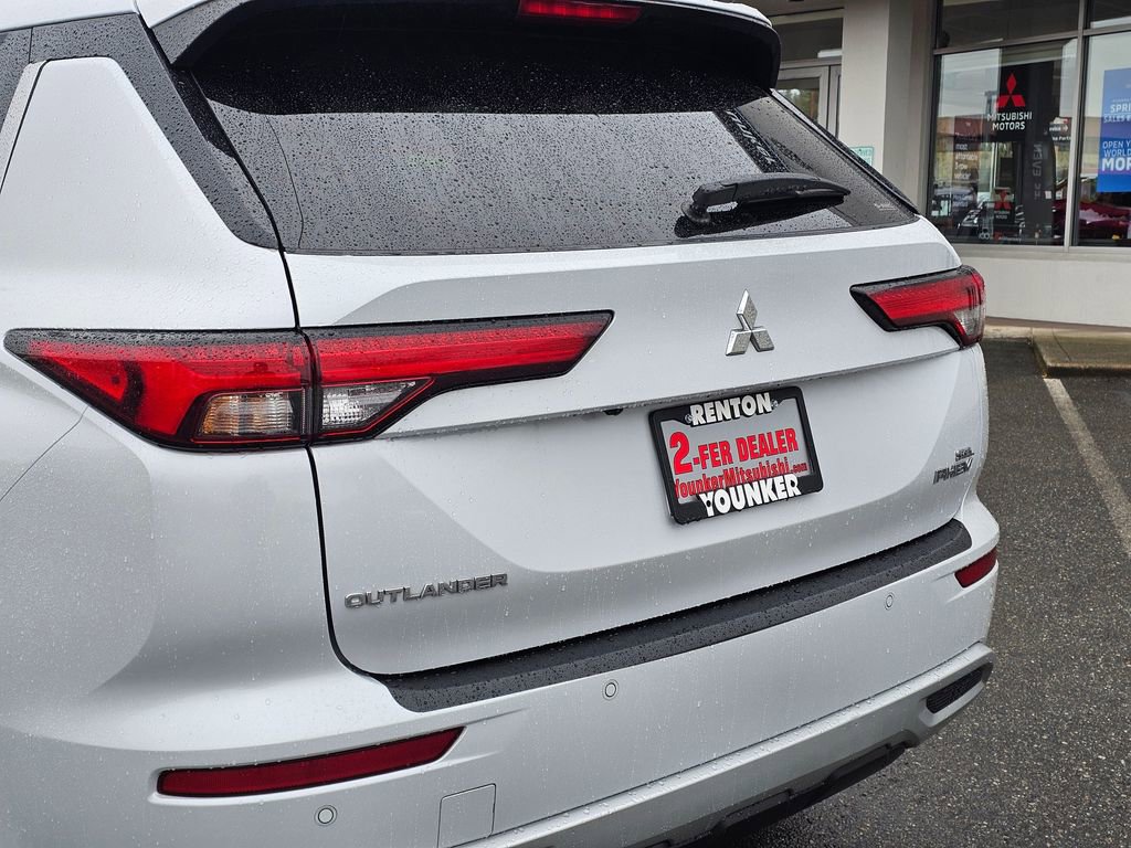 Used 2024 Mitsubishi Outlander SEL image 10