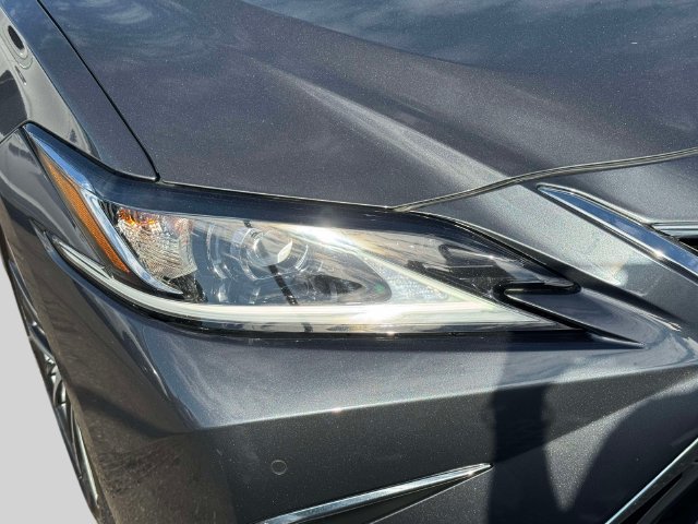 Certified 2023 Lexus ES 350 w/ Premium Package FWD image 11