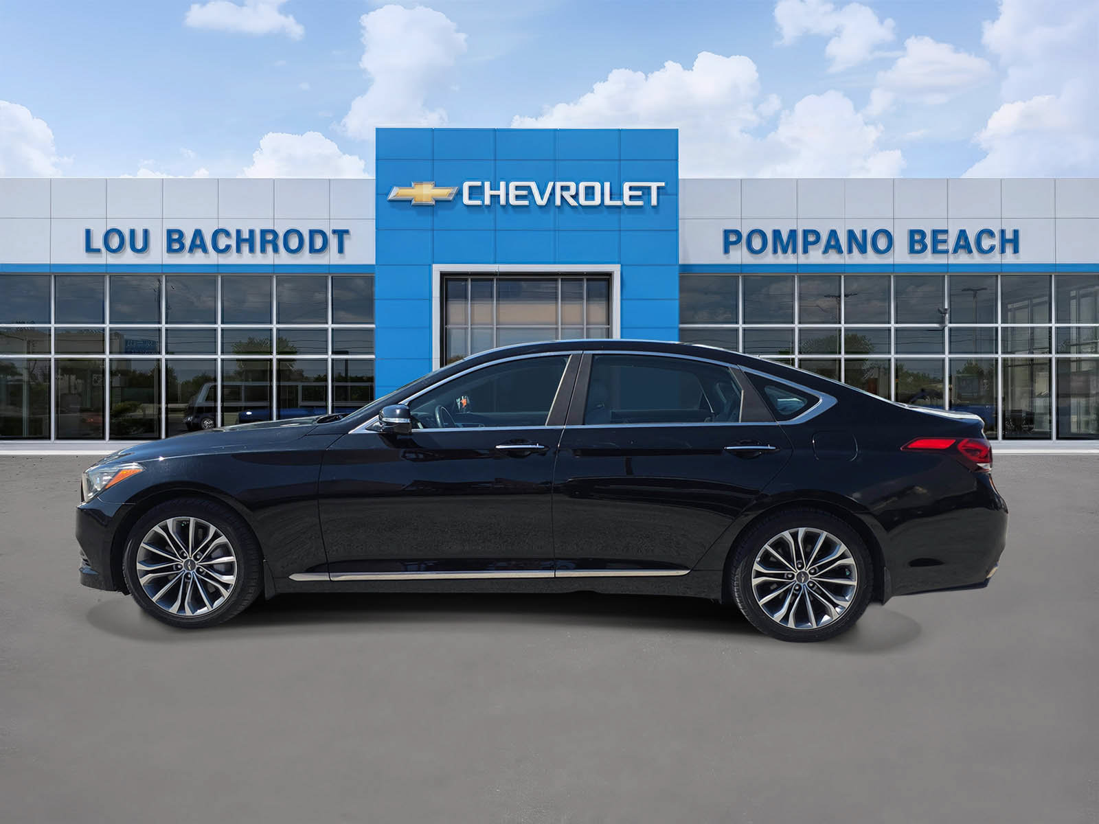 Used 2016 Hyundai Genesis 3.8 RWD image 4