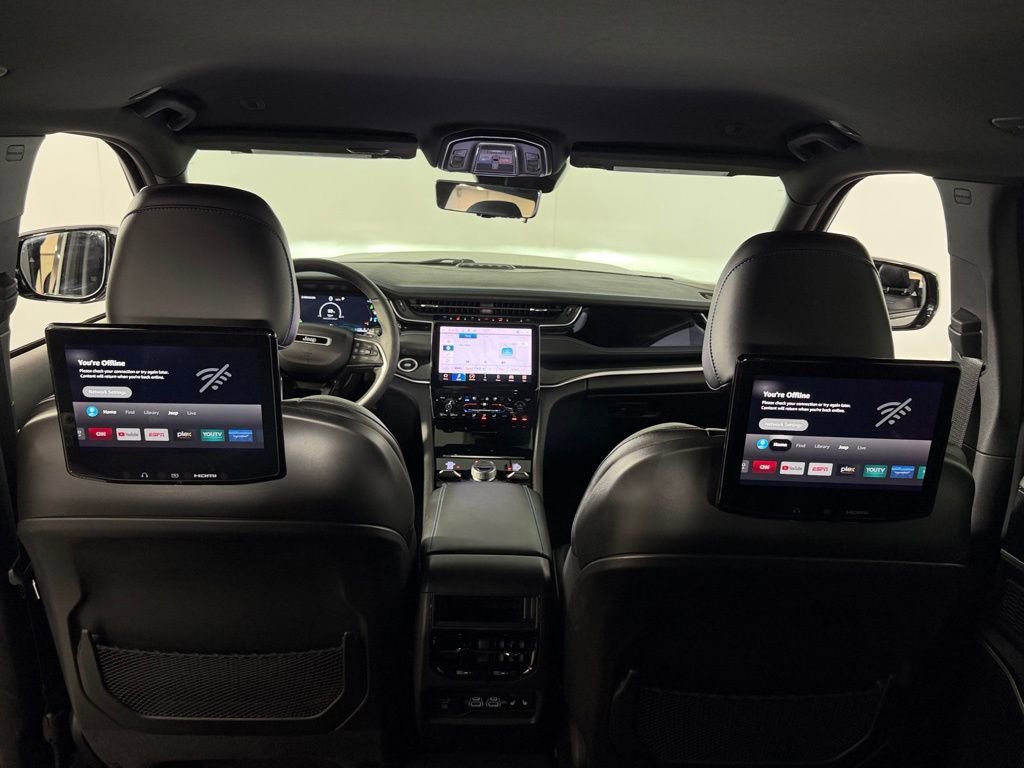 Used 2023 Jeep Grand Cherokee Trailhawk w/ Advanced Protech Group II image 31