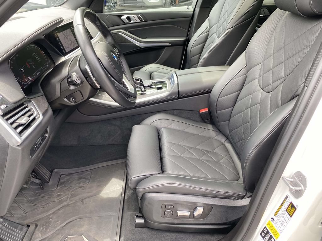 Used 2023 BMW X5 xDrive40i AWD/4WD image 13