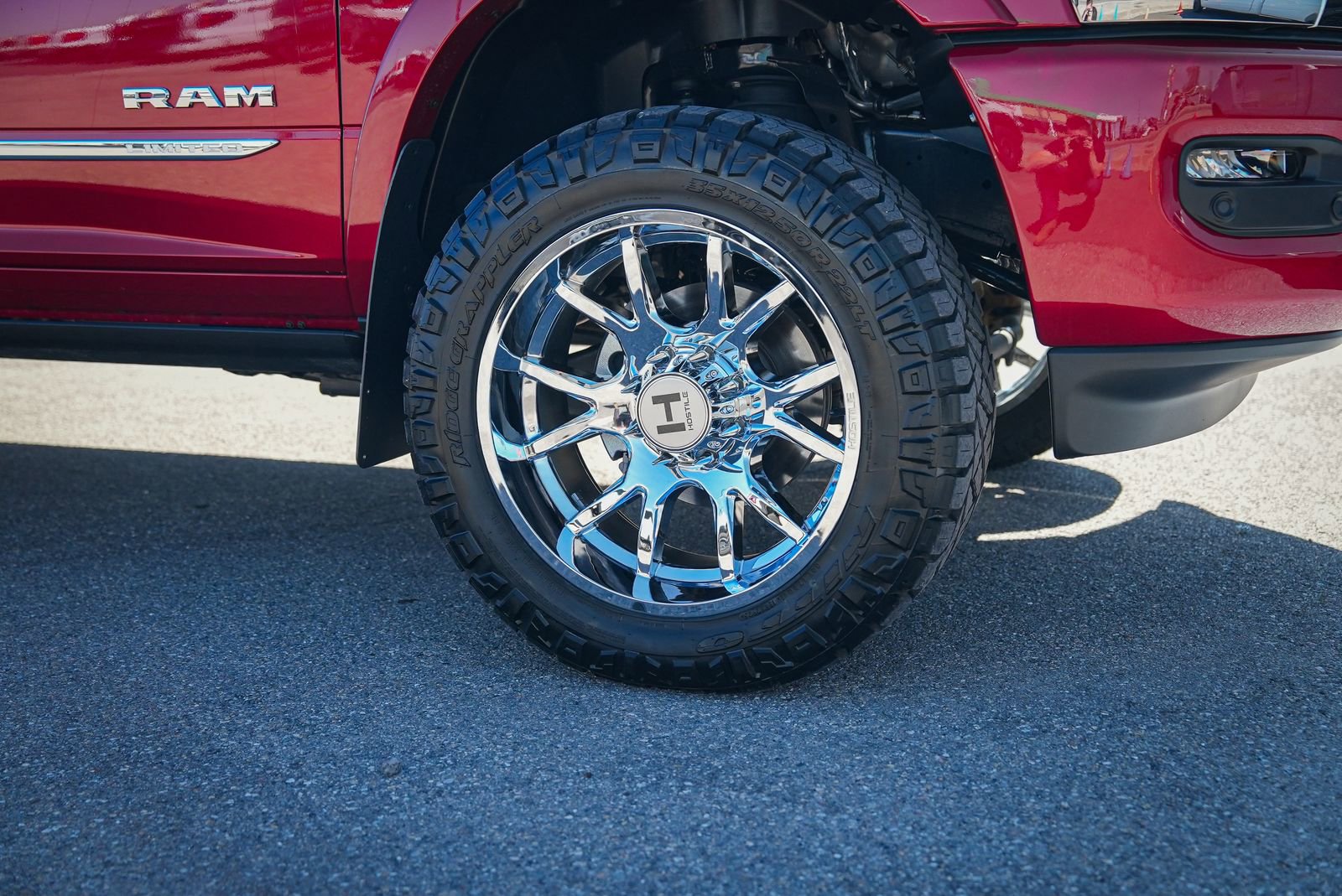 Used 2026 RAM 3500 Limited image 4