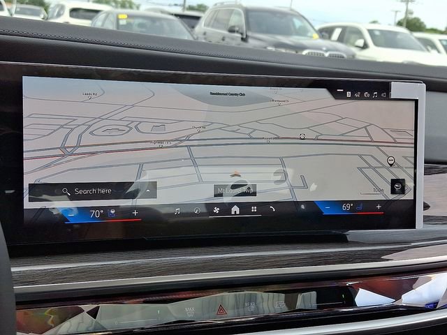 New 2025 BMW 750e xDrive w/ Executive Package image 15
