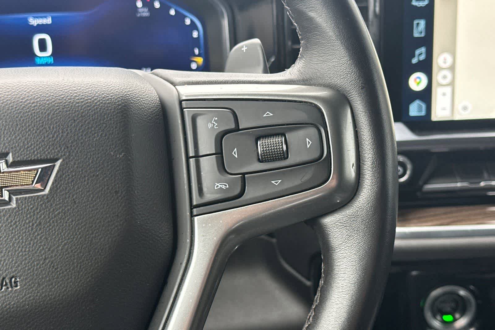 Used 2022 Chevrolet Silverado 1500 LT w/ Z71 Off-Road Package AWD/4WD image 24