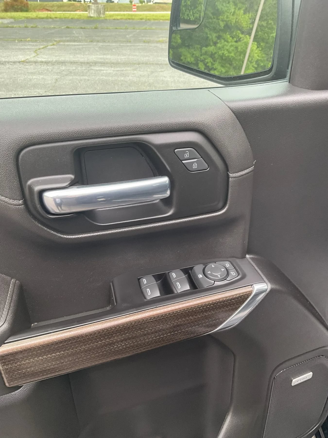 Used 2022 Chevrolet Silverado 1500 RST w/ Convenience Package II AWD/4WD image 23