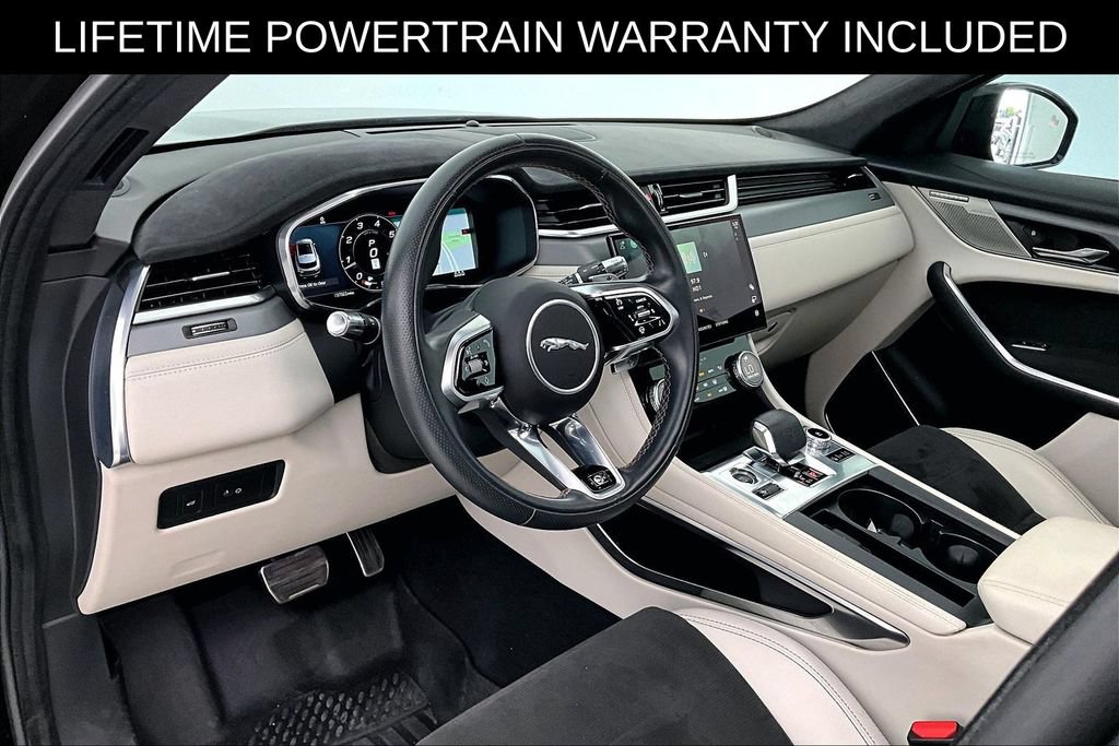 Used 2022 Jaguar F-PACE SVR AWD/4WD image 16