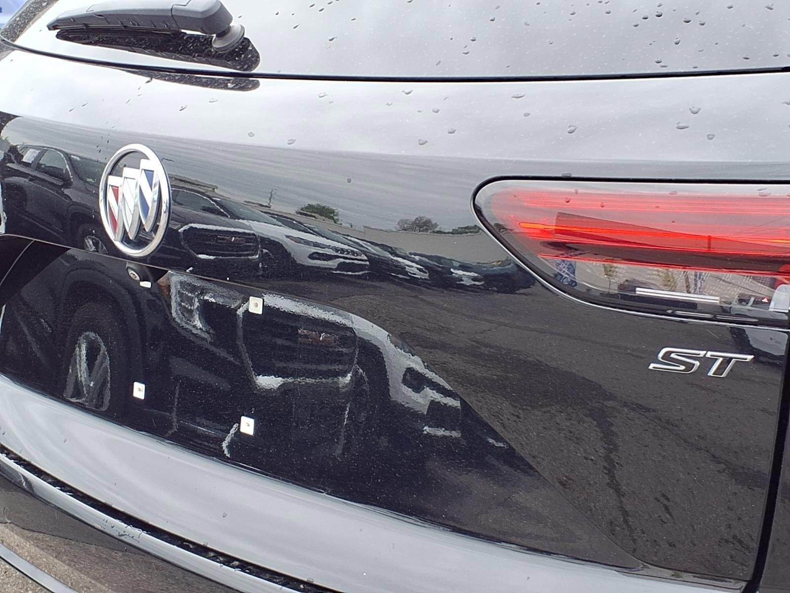 Used 2023 Buick Envision Preferred FWD image 26