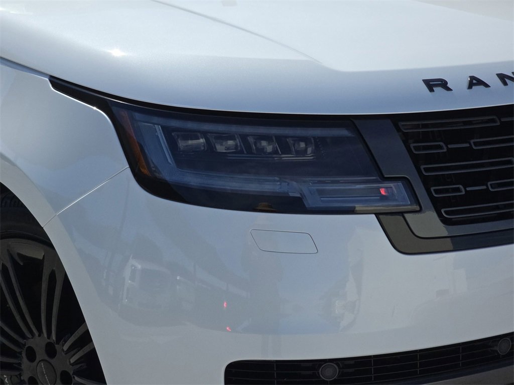 New 2026 Land Rover Range Rover Long Wheelbase SE image 34