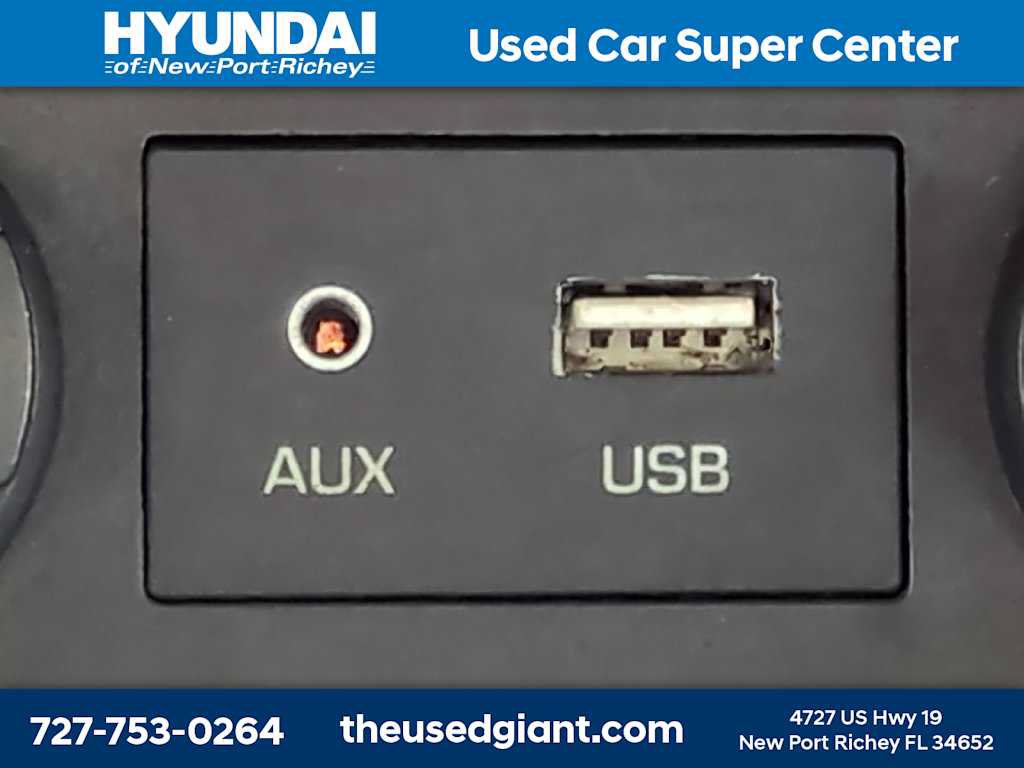 Used 2020 Hyundai Elantra SEL FWD image 20