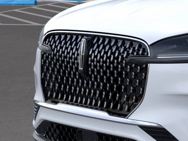 New 2026 Lincoln Aviator 2WD image 17