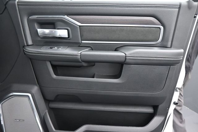 New 2026 RAM 3500 Laramie AWD/4WD image 21