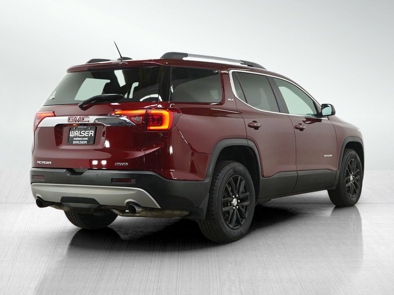 Used 2018 GMC Acadia SLT AWD/4WD image 5