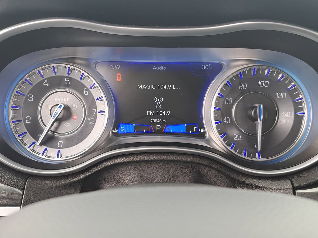 Used 2022 Chrysler 300 Touring AWD/4WD image 21