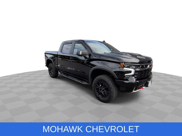 Used 2024 Chevrolet Silverado 1500 ZR2 AWD/4WD image 2