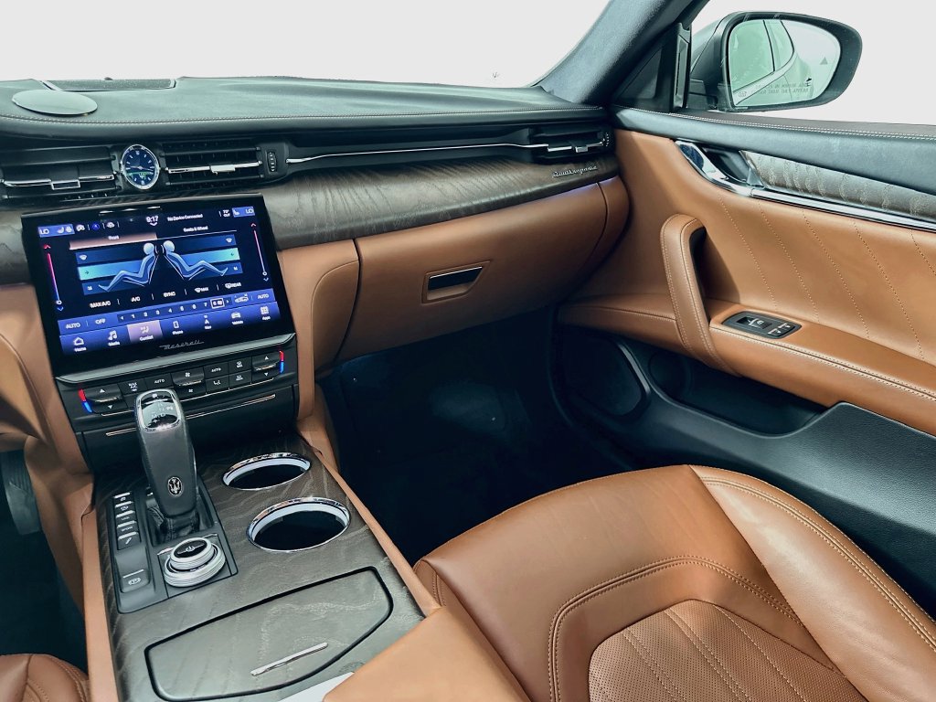 Used 2022 Maserati Quattroporte GT RWD image 24