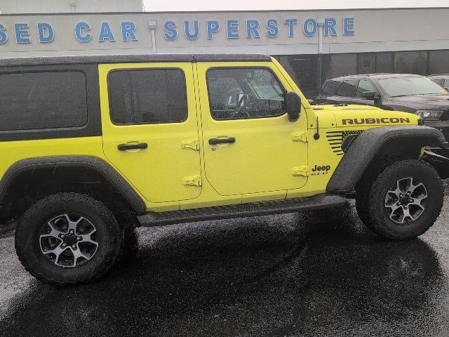 Used 2023 Jeep Wrangler Unlimited Rubicon w/ Cold Weather Group AWD/4WD image 9