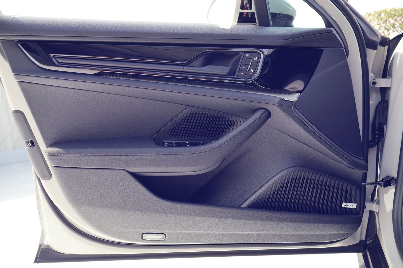 New 2026 Porsche Panamera image 13