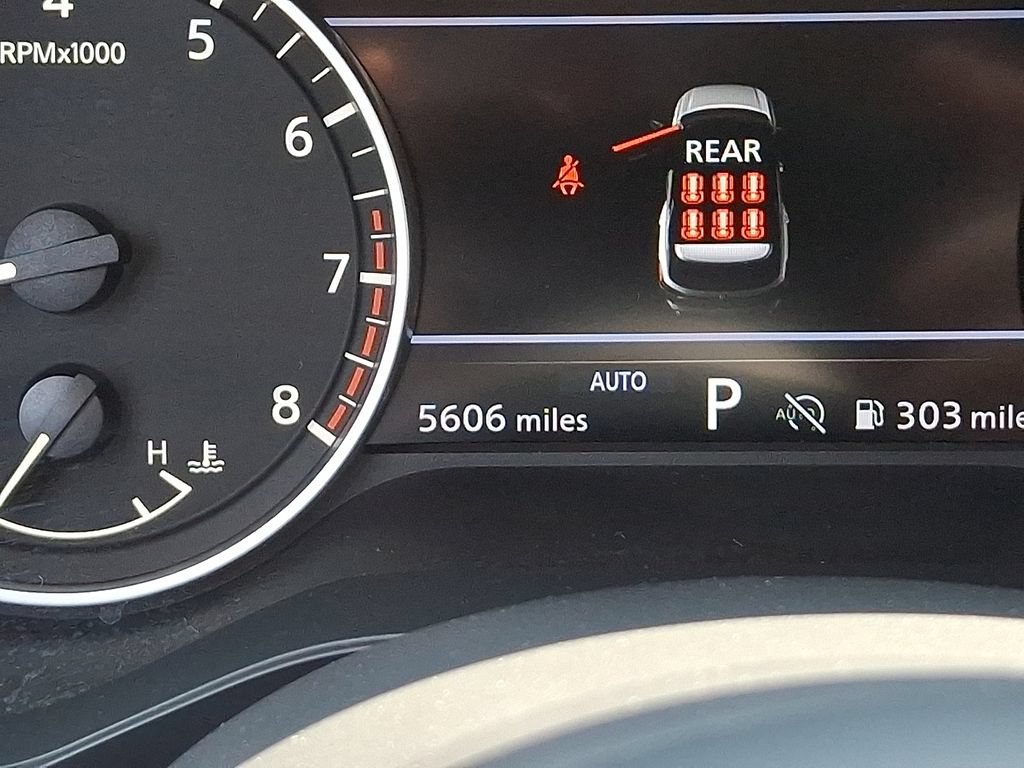 Used 2025 Nissan Pathfinder S AWD/4WD image 21