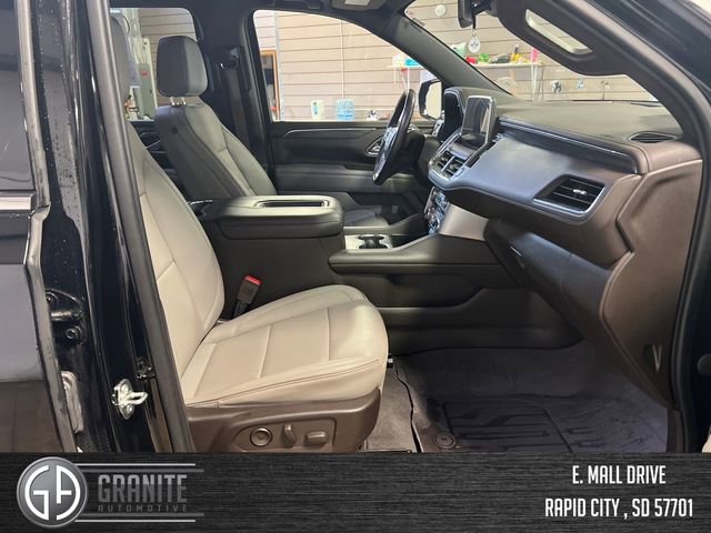 Used 2023 GMC Yukon SLT AWD/4WD image 38