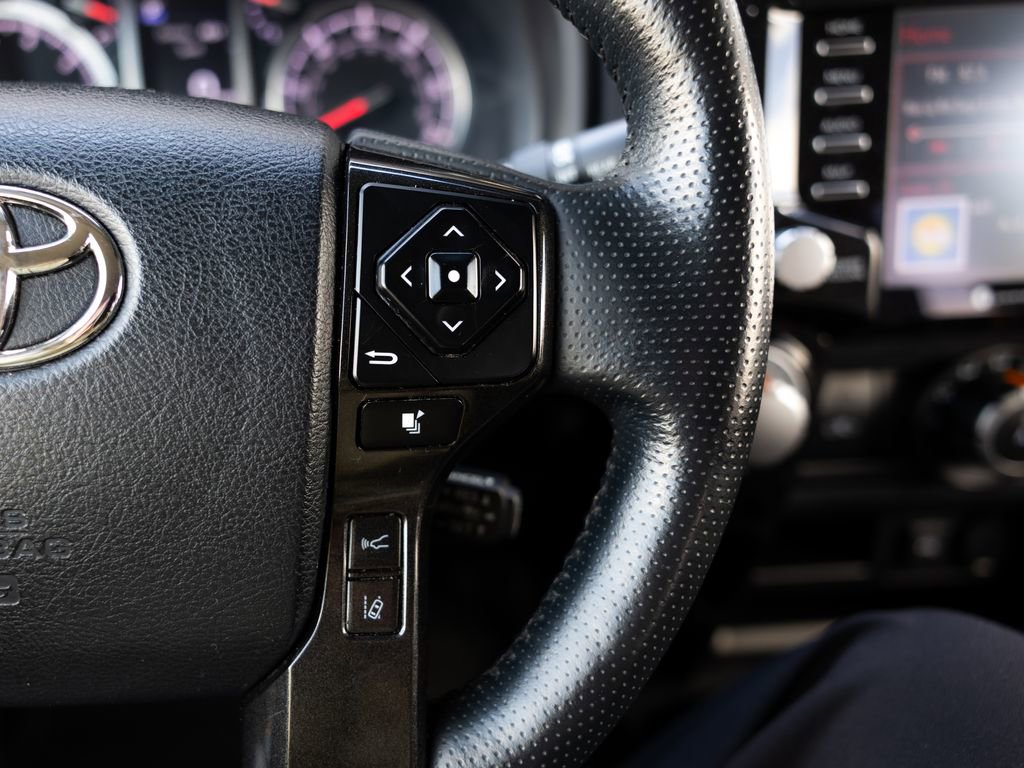 Used 2024 Toyota 4Runner TRD Off-Road Premium AWD/4WD image 14