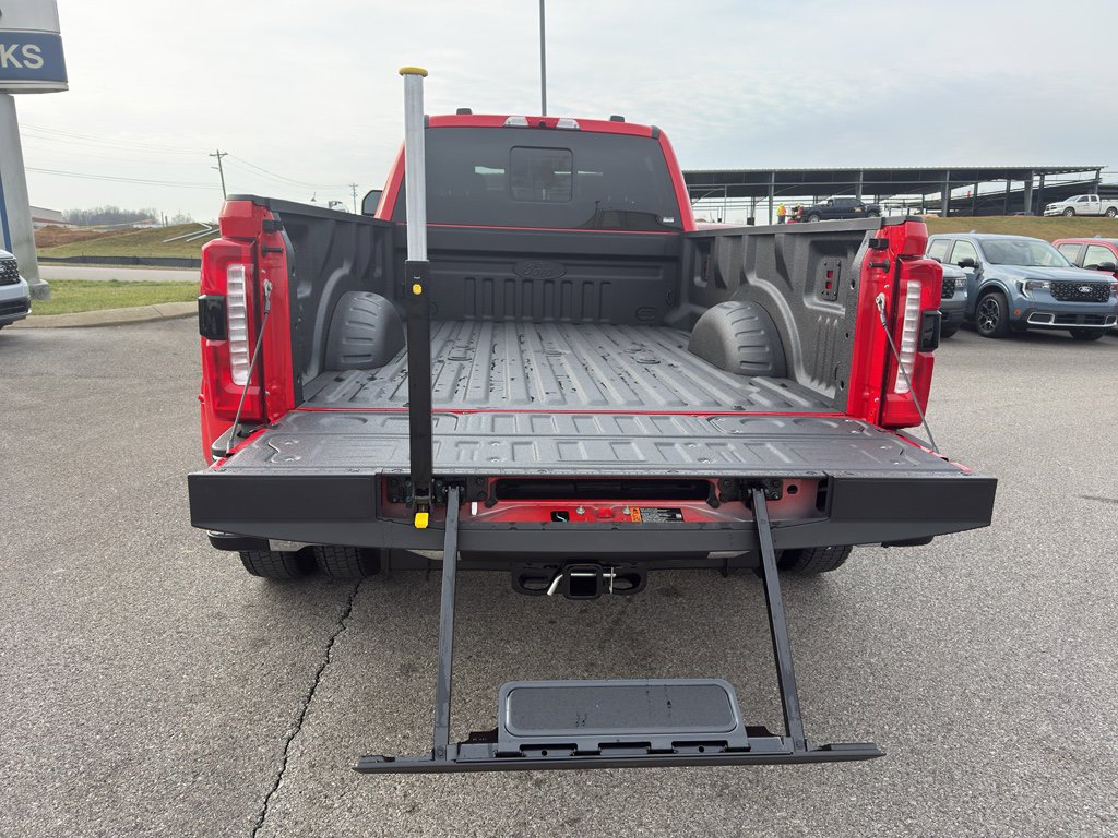 New 2026 Ford F450 XL w/ 360-Degree Camera Package image 17