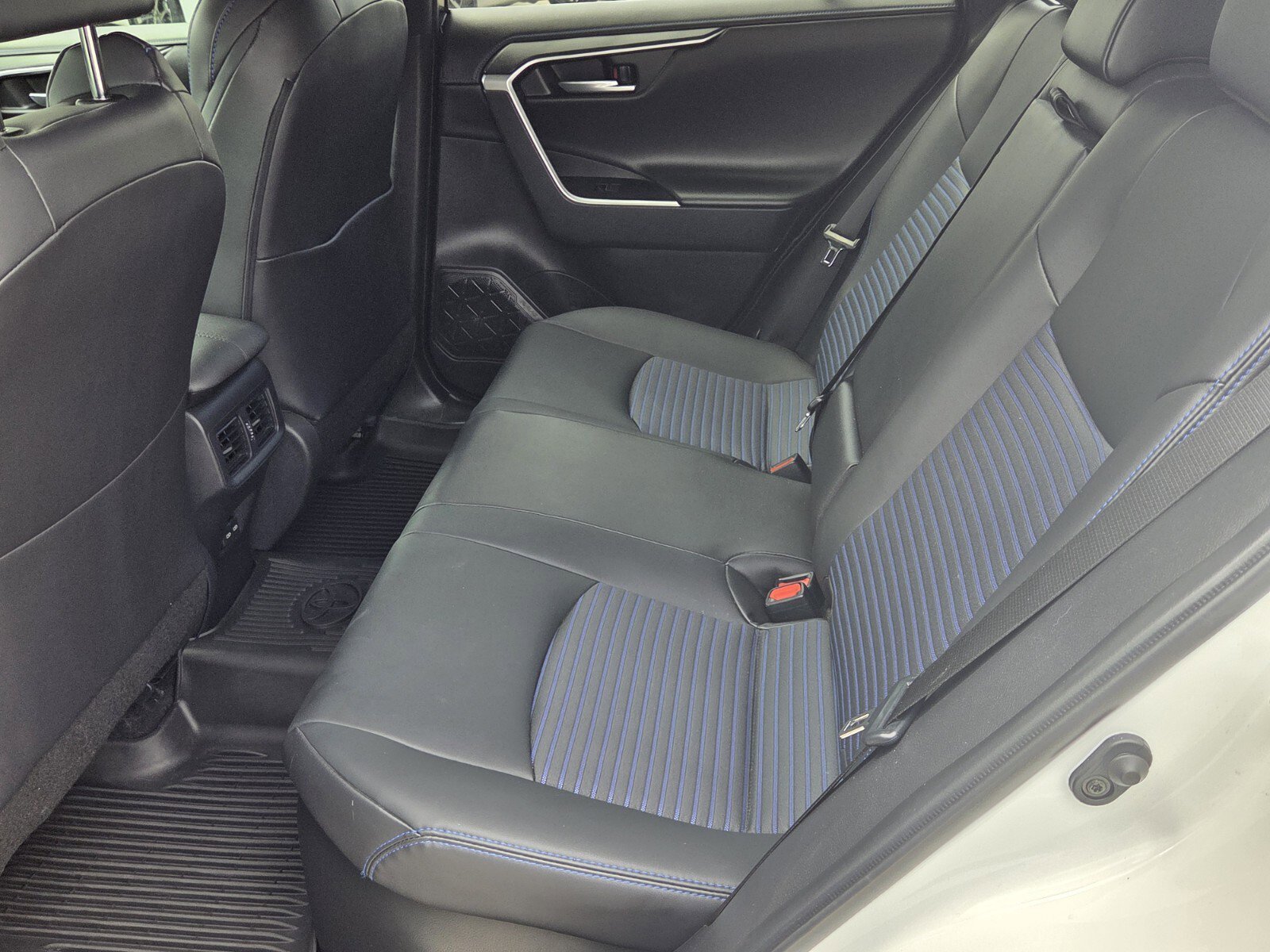 Certified 2024 Toyota RAV4 XSE image 5