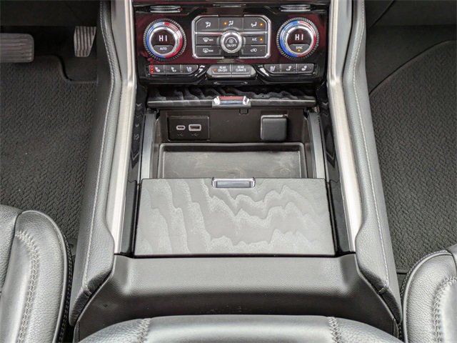 Used 2024 GMC Yukon Denali image 23