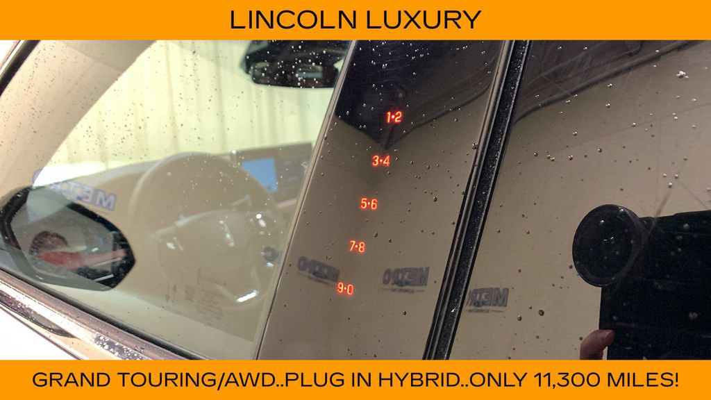 Used 2025 Lincoln Corsair Grand Touring w/ Towing Package AWD/4WD image 25