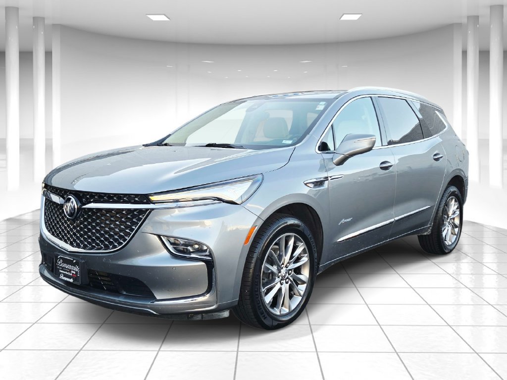 Used 2023 Buick Enclave Avenir w/ Avenir Technology Package AWD/4WD image 7