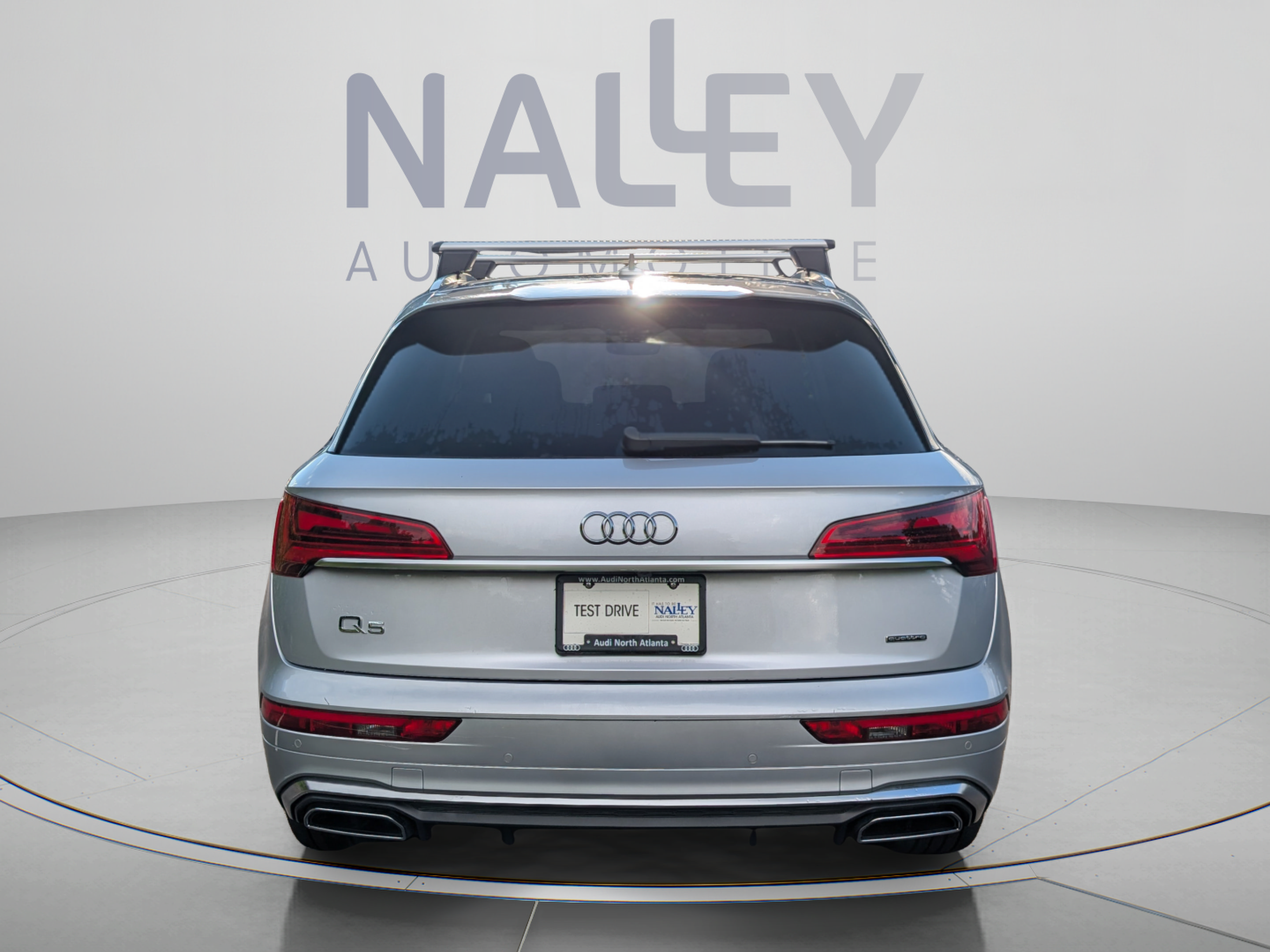 Used 2024 Audi Q5 e Premium Plus AWD/4WD image 4