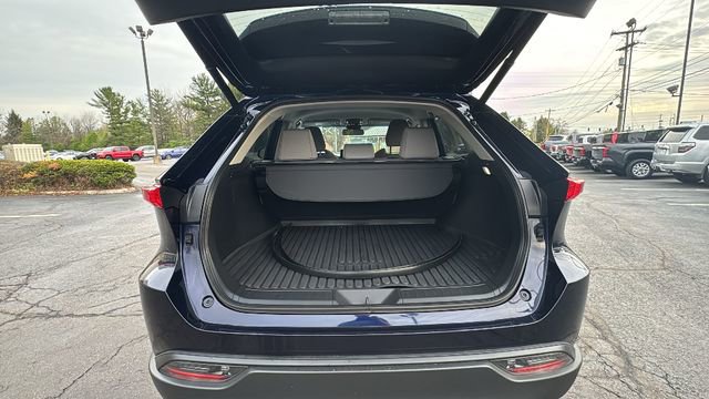 Used 2021 Toyota Venza LE image 38