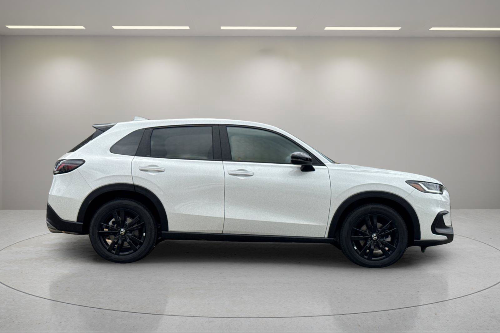New 2027 Honda HR-V Sport image 6